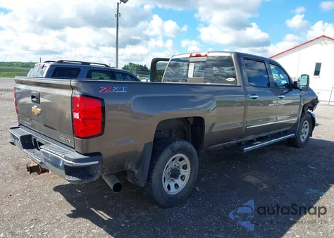 2015 Chevrolet Silverado K2500 Heavy Duty Ltz z USA, uszkodzony, nr VIN 1GC1KWE8XFF133886